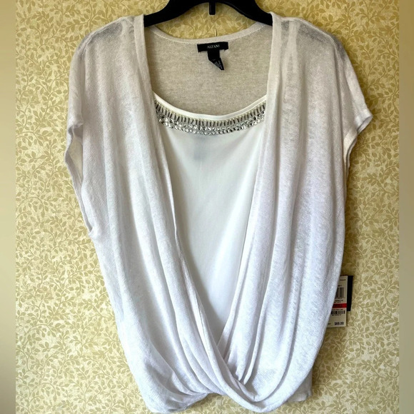 Alfani Tops - nwt Alfani XS retails $70 
 linen top